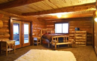 lodge bedroom