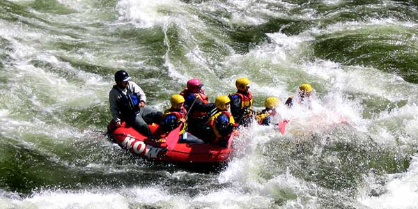 group white water rafting